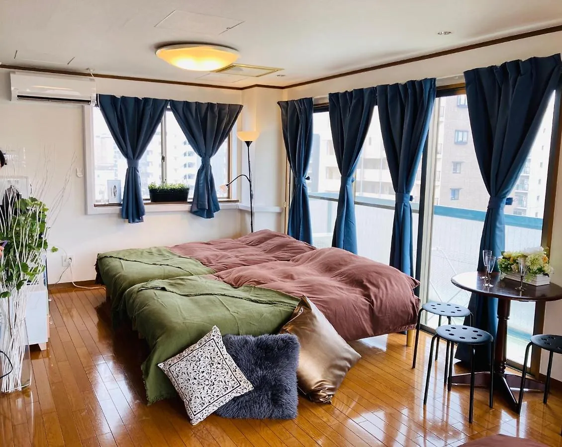 Good Stay Hostel 難波ⅱスイート Osaka Lägenhet